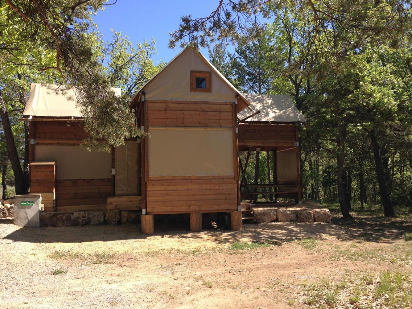 L'avelanede Campsite 3*
