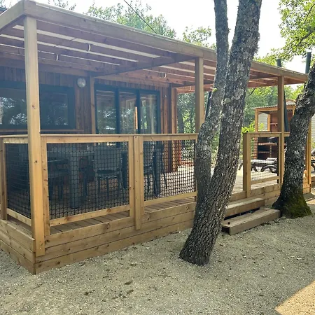 Camping L'Avelanede Artignosc-sur-Verdon Exterior photo